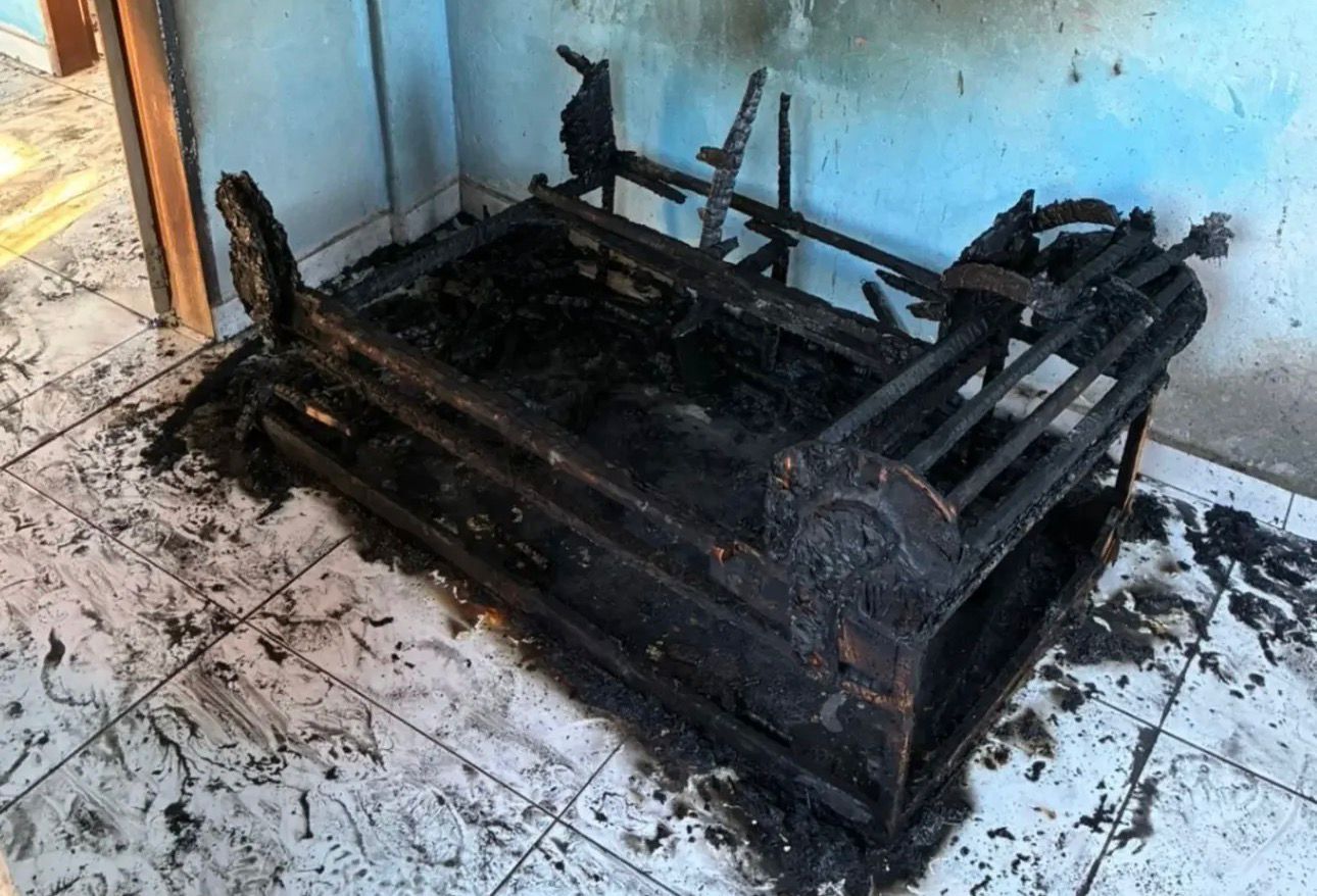 Incêndio em edifício mobiliza moradores e bombeiros no bairro São Silvano, em Colatina